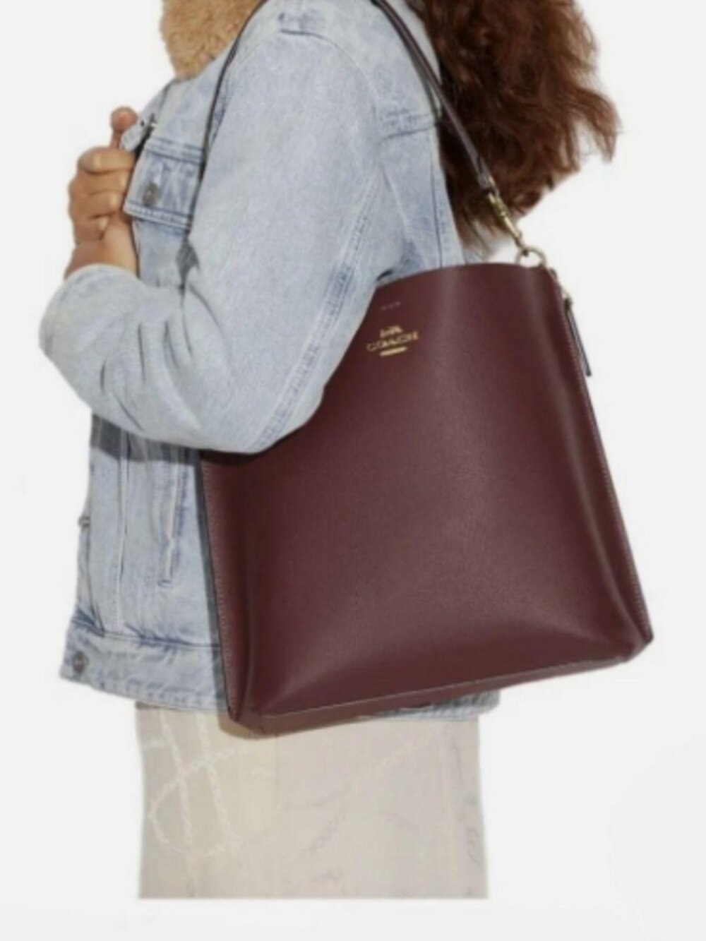 Coach Burgundy Leather Shoulder Crossbody Bag